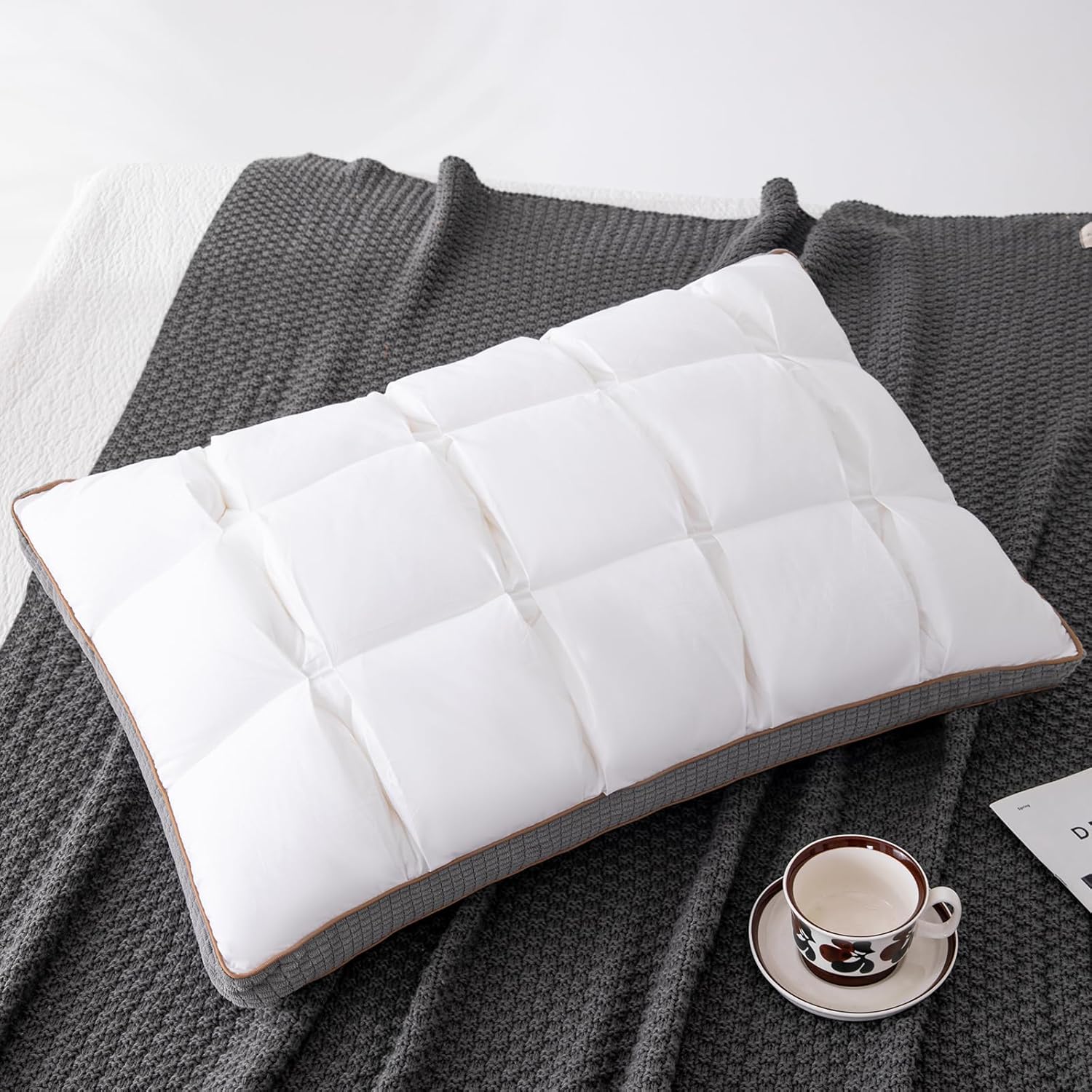 YOUR MOON Soft Support Bed Pillow, Queen Size,